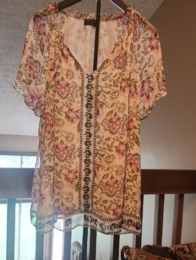 Lane Bryant Cream Floral V-Neck Flutter Sleeve Top